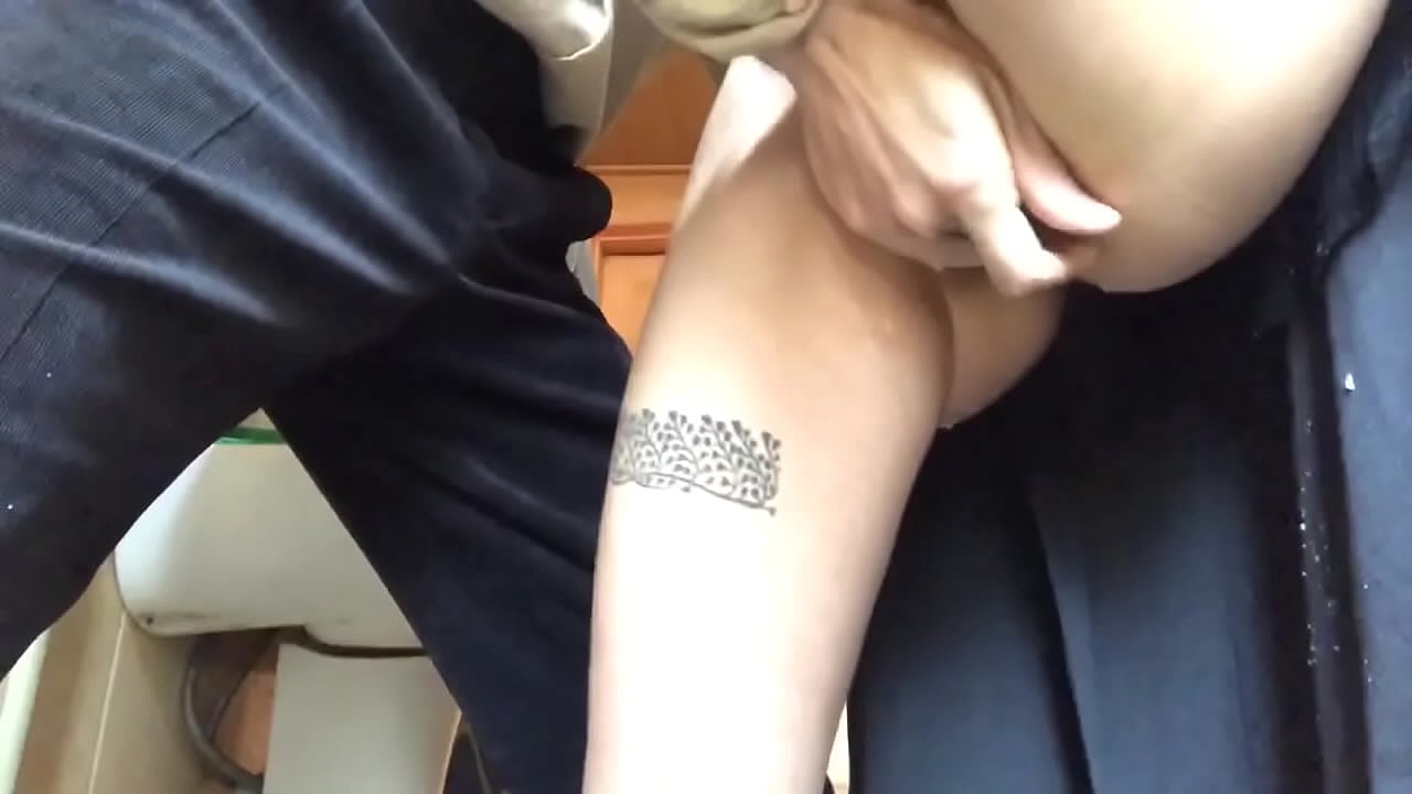 E hoʻokuʻu i loko o ka lumi lumi kula, he orgasm hū maoli - ua hana kaʻu kumu i kāna maikaʻi loa